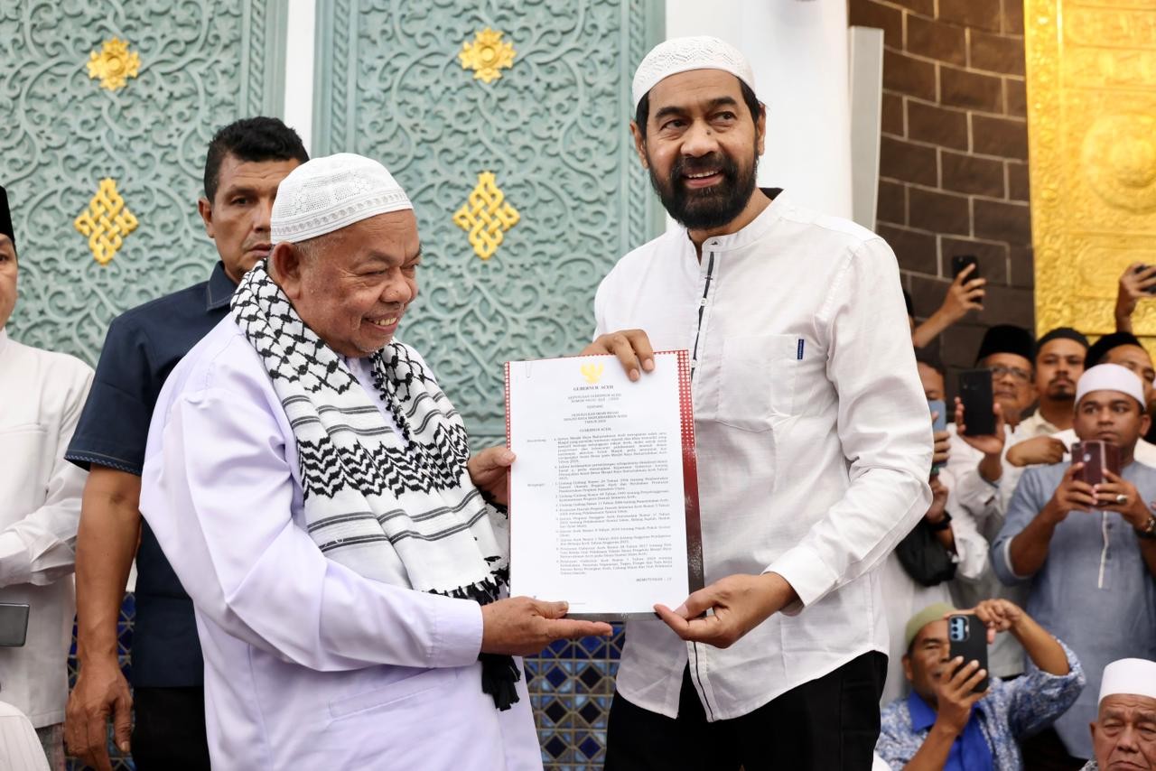 Gubernur Aceh, Muzakir Manaf (Mualem), secara resmi mengukuhkan Tgk. H. Muhammad Ali, yang dikenal dengan sapaan Abu Paya Pasi, sebagai Imam Besar Masjid Raya Baiturrahman (MRB) Aceh.