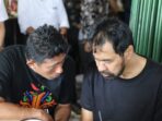 Kapolda Aceh Brigjen Pol Marzuki Ali Basyah bertemu dengan Gubernur Aceh, H. Muzakir Manaf atau yang akrab disapa Mualem, di salah satu warung kopi